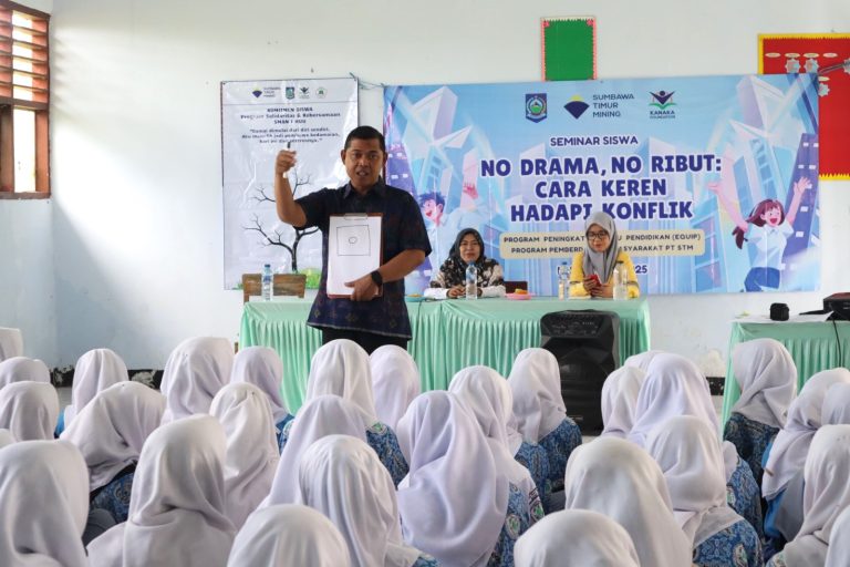 stm-gelar-seminar-dan-lokakarya-cegah-kekerasan-remaja-di-kabupaten-dompu-1-768x512